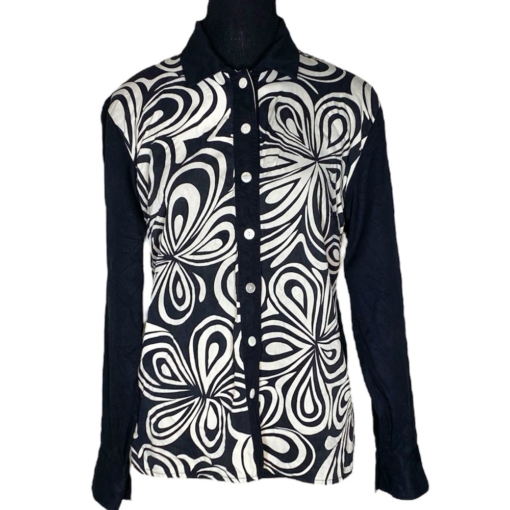 Black & White Floral Print Button-Up Blouse